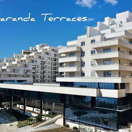 Sea View Lovely Two Bedroom Apartment