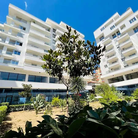 Daire Sea View Lovely Two Bedroom Apartment *