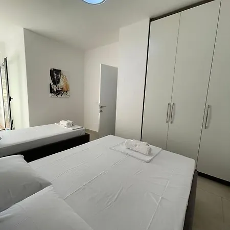Daire Sea View Lovely Two Bedroom Apartment Saranda