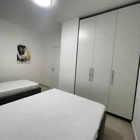 Sea View Lovely Two Bedroom Apartment Saranda